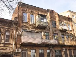В Ростове реконструируют доходный дом Александра Кушнарева 20 века