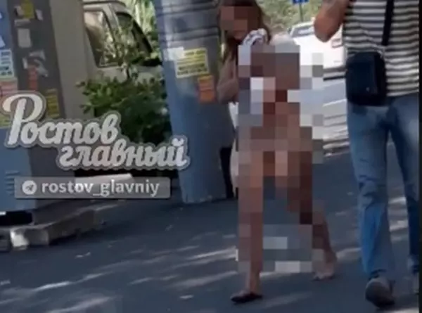 В Ростове обнаженная дама на Гвардейской шокировала прохожих