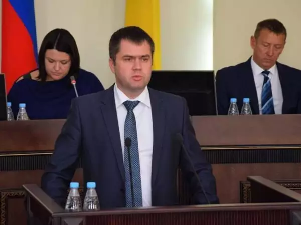 В Шахтах директор департамента городского хозяйства покидает пост
