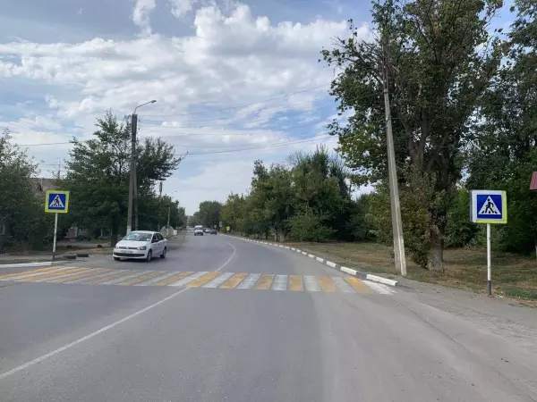 В Красном Сулине автомобилист сбил 15-летнюю девочку
