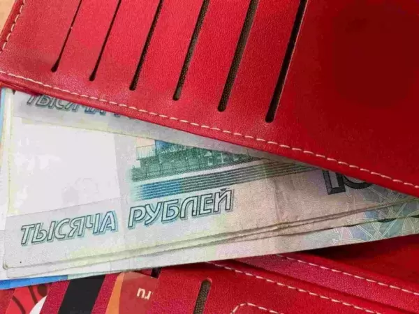 У ростовчанина из машины украли 3,5 миллиона рублей