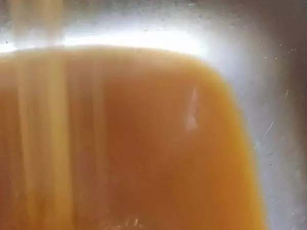 Ржавая вода течет из кранов в станице Ольгинской
