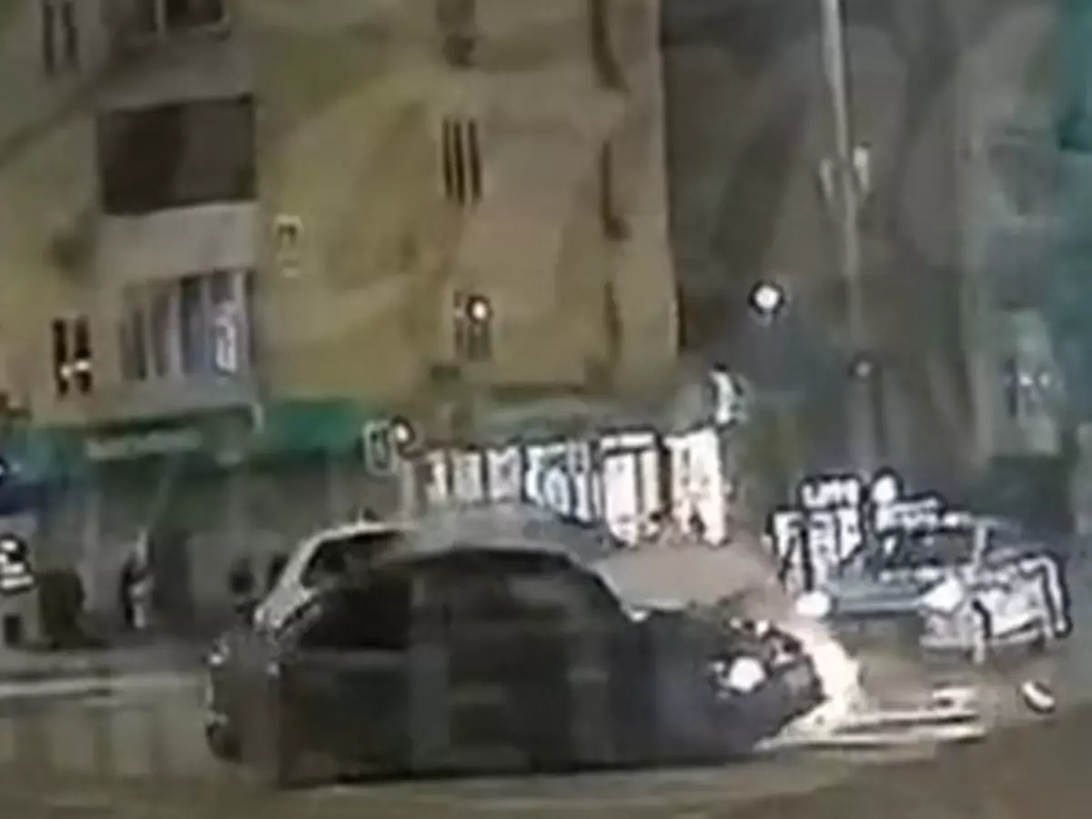 В Ростове на проспекте Ленина произошло жесткое ДТП