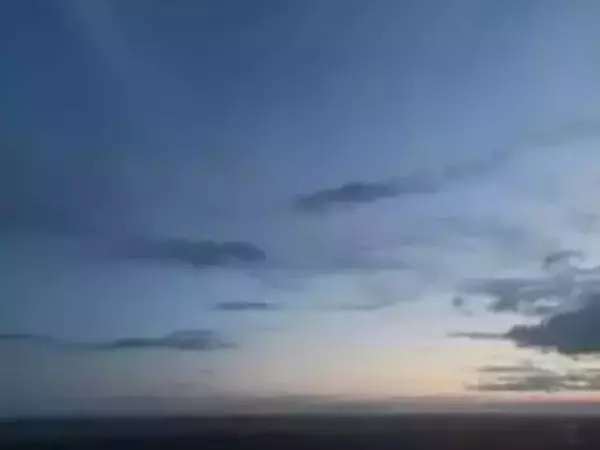 В Сальске обломки беспилотника попали в локомотивное депо