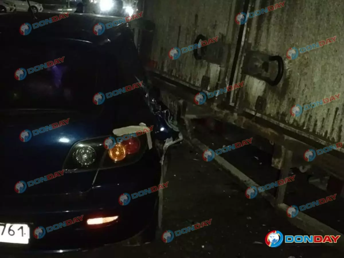 В жуткой массовой аварии из пяти машин пострадал молодой водитель в Ростове