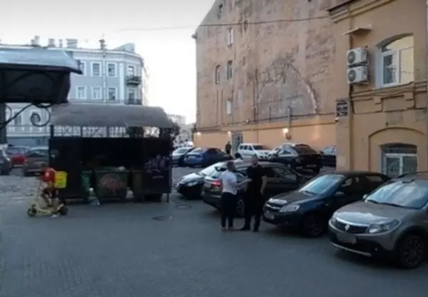 Уроженца Карелии убили на парковке в центре Санкт-Петербурга