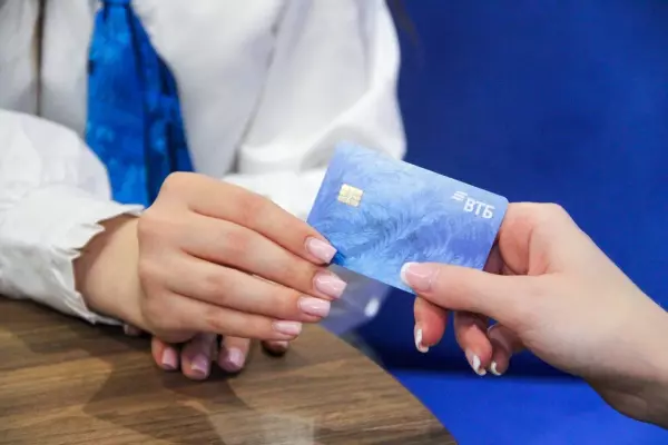 ВТБ: мошенники усовершенствовали схему с NFC-клонами карт