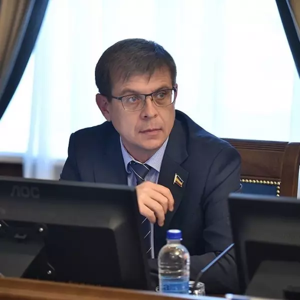 Муниципальные депутаты в Ростовской области переходят в партию «Новые люди»