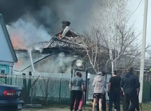 Пенсионерку с ожогами госпитализировали после пожара в Ростовской области