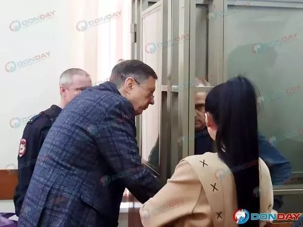 Вынесение приговора экс-министру ЖКХ Ростовской области оказалось под угрозой срыва