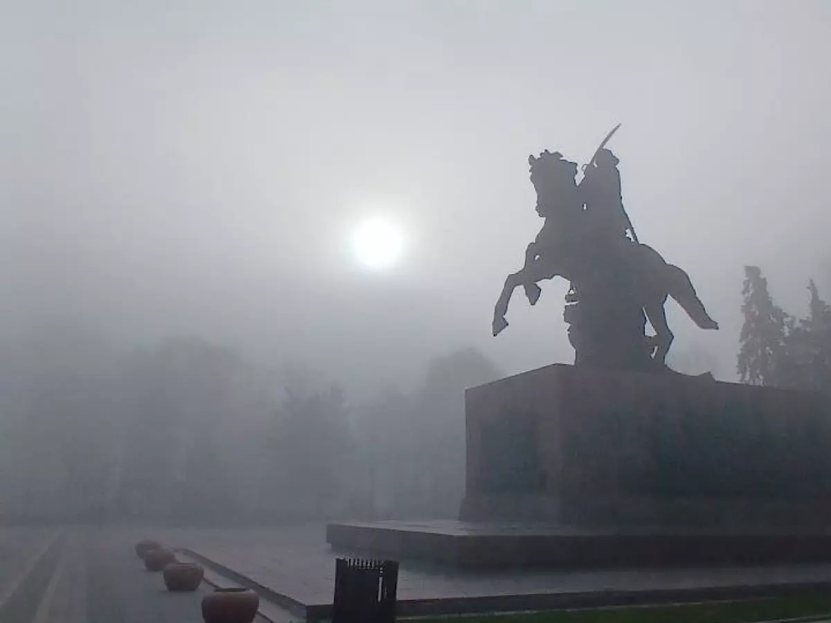 Ростов в тумане 23 апреля: фоторепортаж