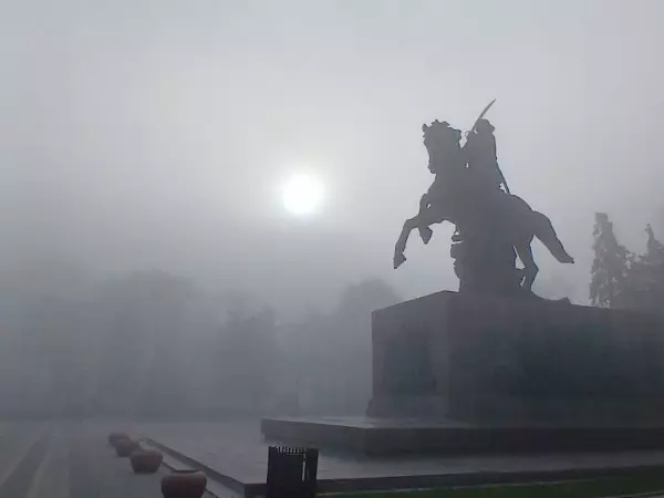 Ростов в тумане 23 апреля: фоторепортаж