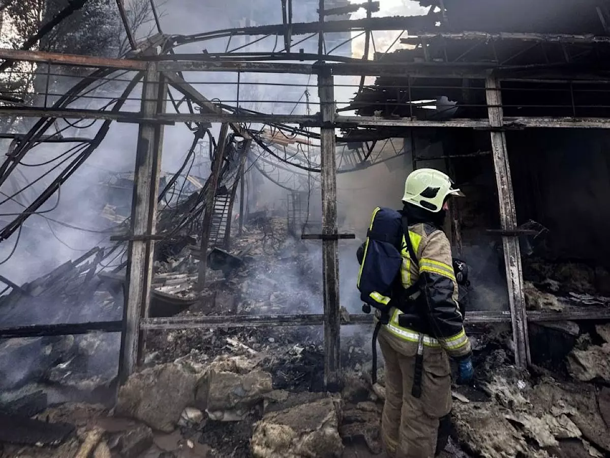 В Ростове потушили крупный пожар на Штахановского