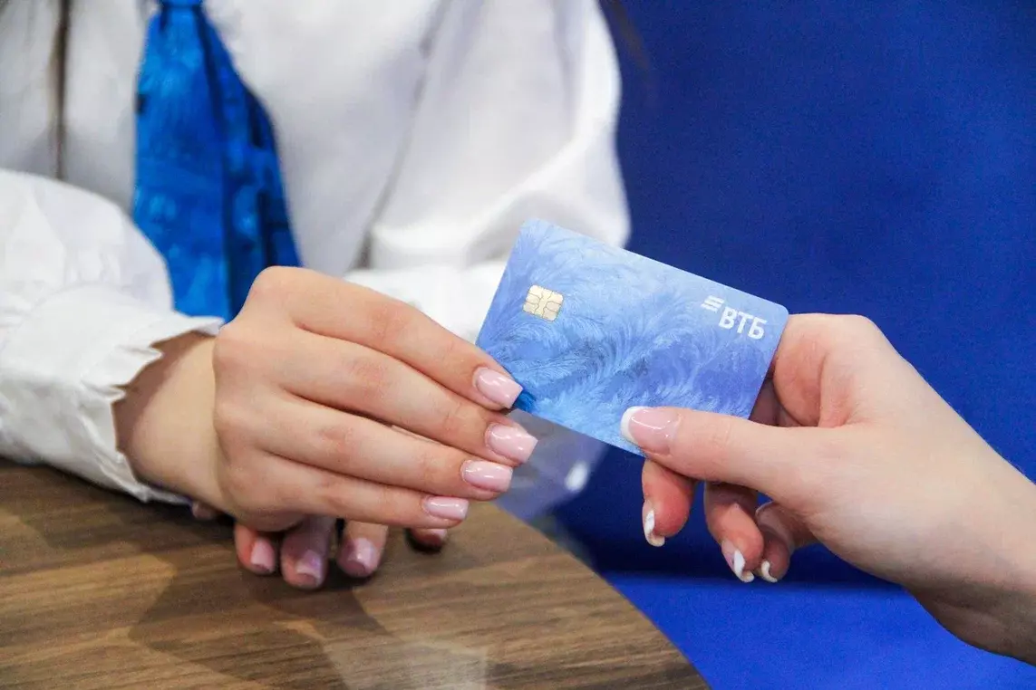 ВТБ ожидает сохранения ставки ЦБ на уровне 21%