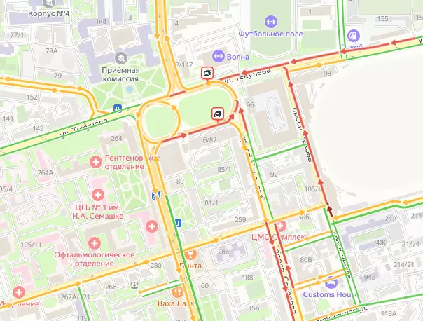 В центре Ростова ДТП парализовало движение в вечерний час пик