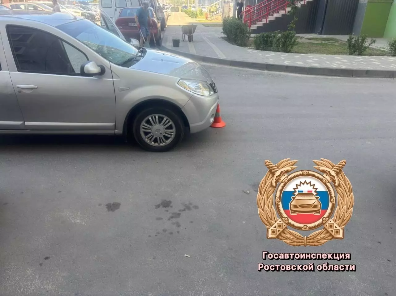 В Ростове водитель легковушки сбил 8-летнего велосипедиста