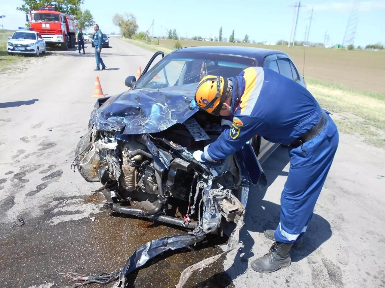 В жуткой аварии в Сальске пострадал пассажир иномарки