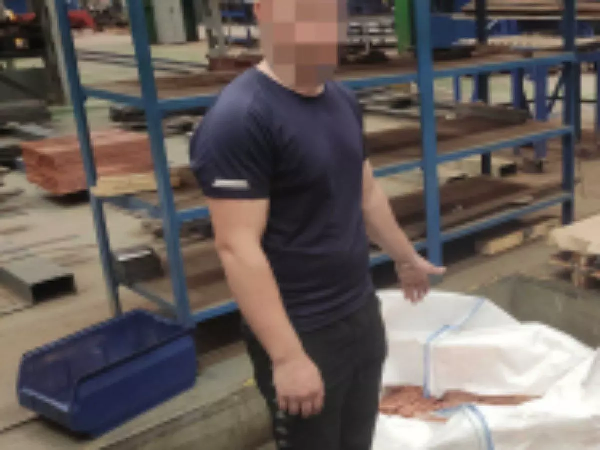 В Ростовской области области мужчина украл почти 100 килограмм меди