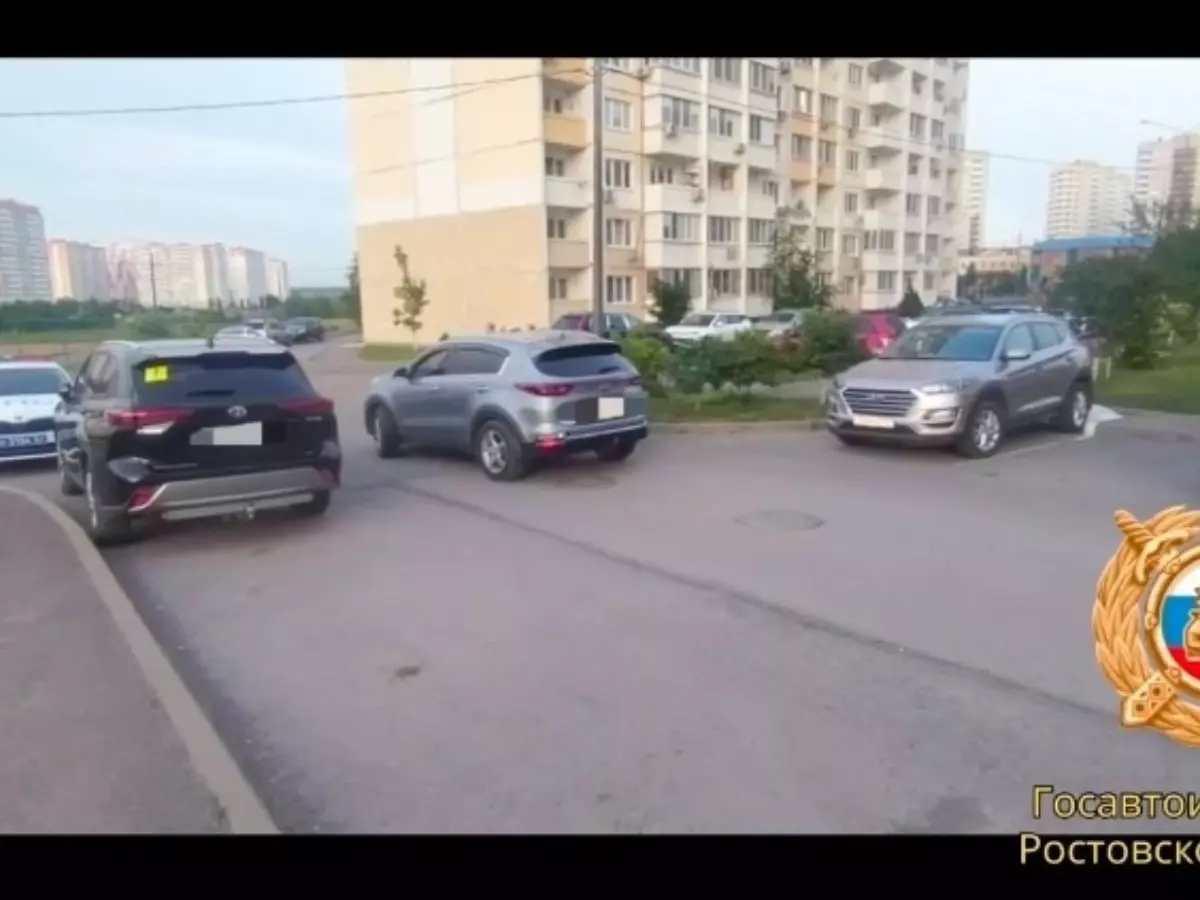 В Ростове 7-летний мальчик попал под колеса авто