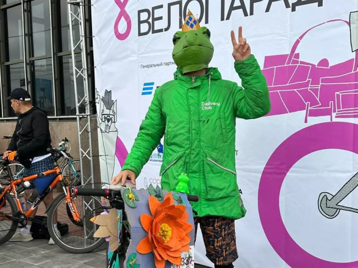 Ростовчане похвастались оригинальными костюмами на велопараде: фоторепортаж