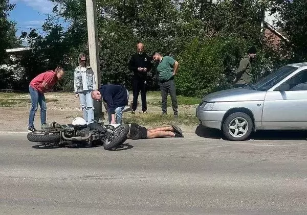 В ДТП с мотоциклом в Волгодонске пострадал 17-летний подросток