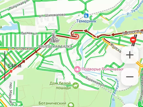 В Ростове образовалась 4-километровая пробка в Змиевской балке