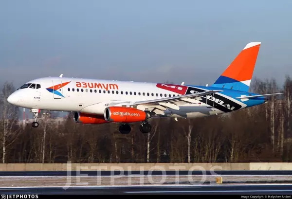Самолет ростовской авиакомпании «Азимут» вернулся в аэропорт Минвод по техпричине 