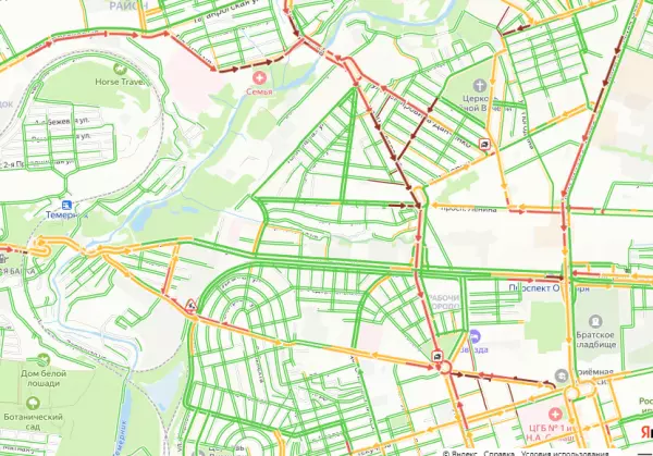 Огромная пробка сковала движение на Северном в Ростове