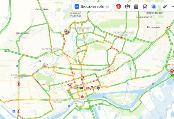 В конце рабочего дня Ростов сковали семибалльные пробки