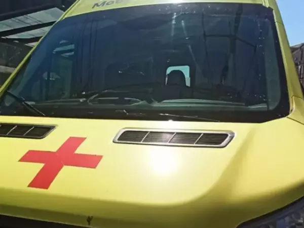 В Ростове на Комарова иномарка сбила 22-летнего велосипедиста