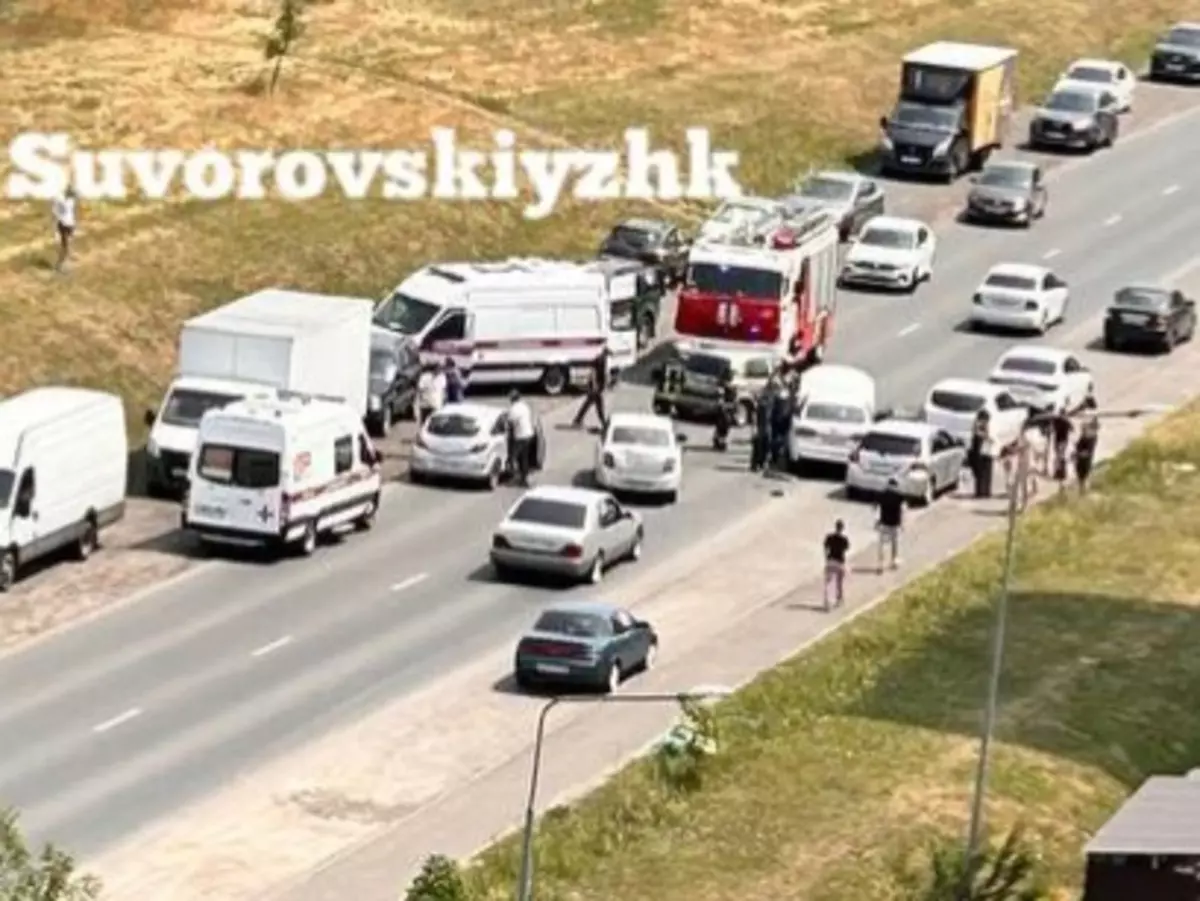 Массовое ДТП произошло в Ростове в Суворовском