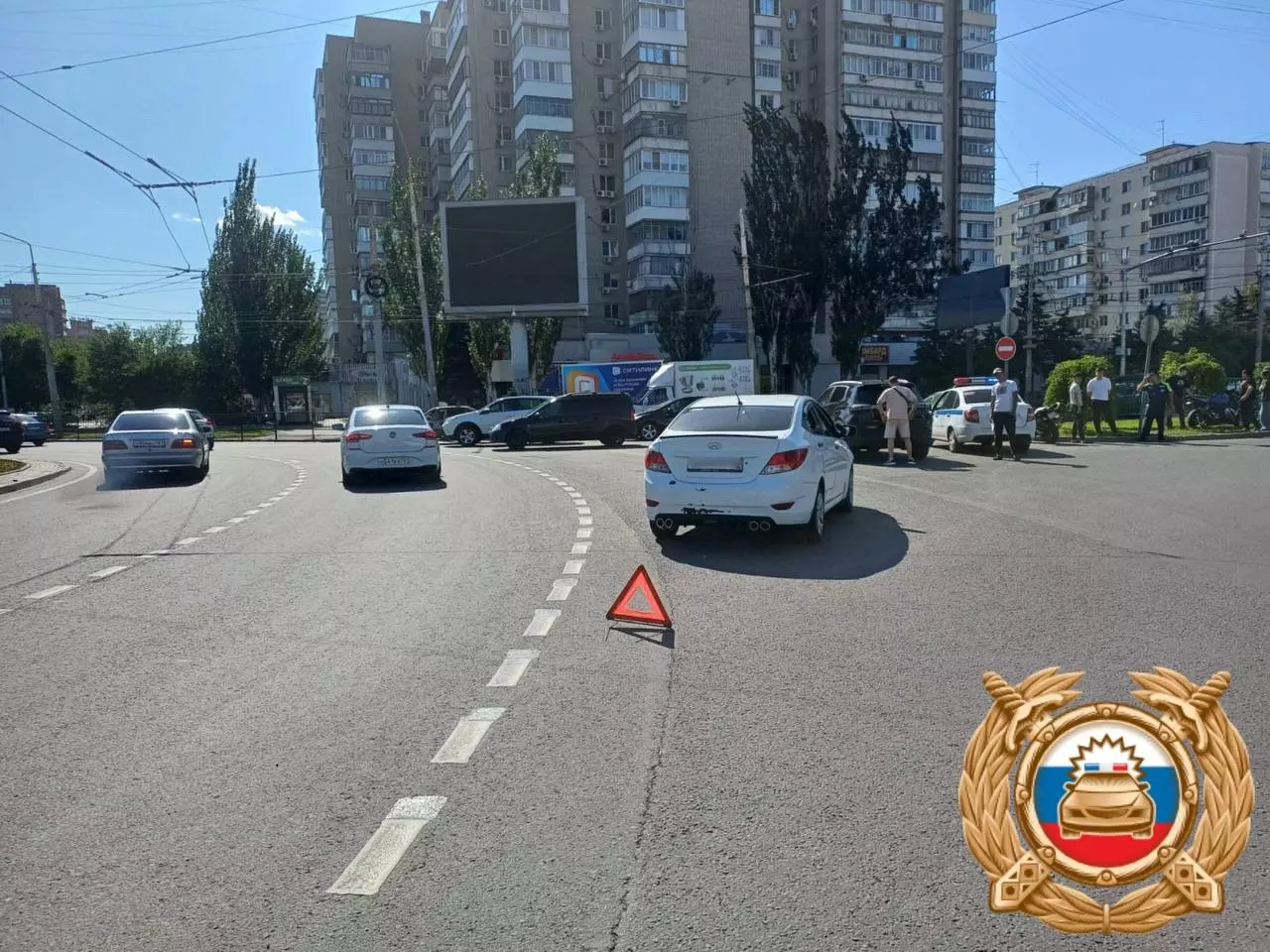 В Ростове на Космонавтов мотоциклист пострадал в ДТП