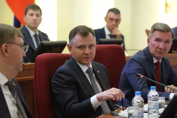 Вопросы развития профессионального образования и обновления программы капремонта обсудили на заседании правительства Ростовской области