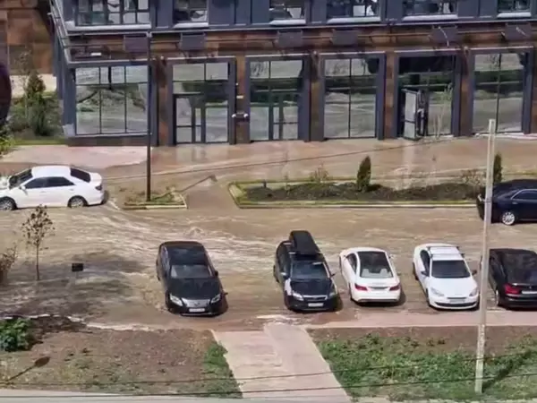 Прорыв водовода на Вересаева в Ростове не повлиял на водоснабжение