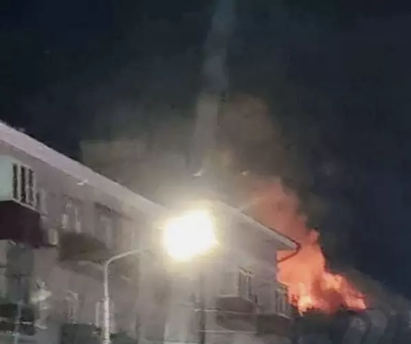 В Ростове загорелся дом на Буденновском