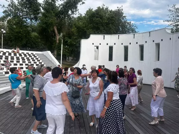 В Ростове провели  дискотеку «серебряного» возраста