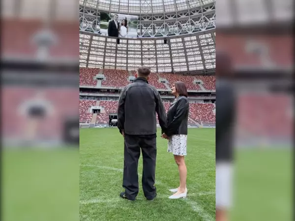 Жена Басты устроила трогательный сюрприз мужу в честь 16-й годовщины