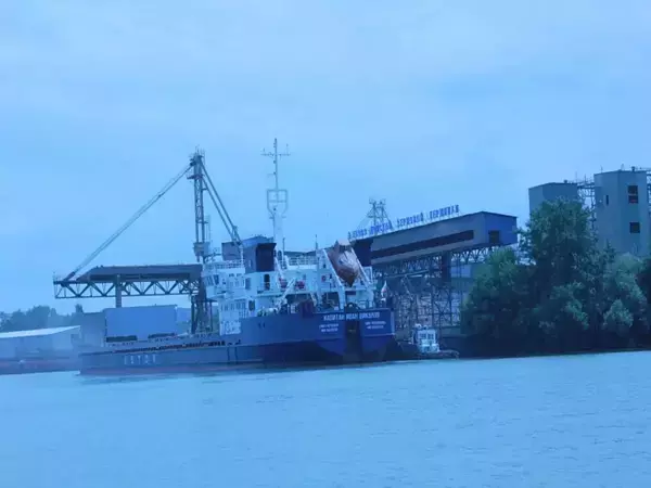 Механик погиб из-за оборвавшегося троса на теплоходе в Ростовской области