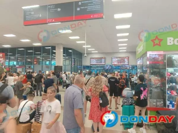 Небольшой фоторепортаж с Главного железнодорожного вокзала в Ростове
