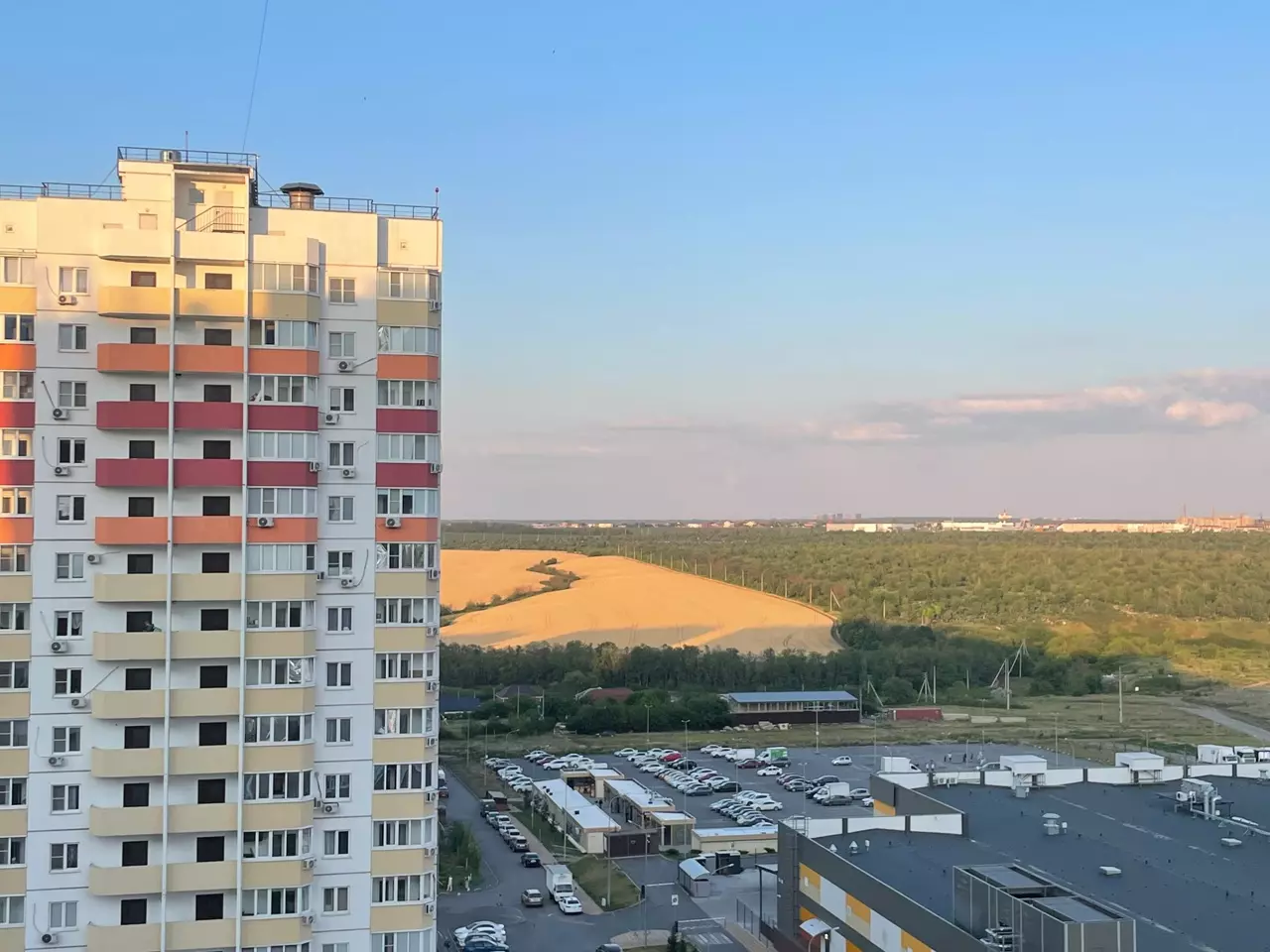 Сильнейшая гроза с ледяным градом из Москвы не накроют Ростовскую область