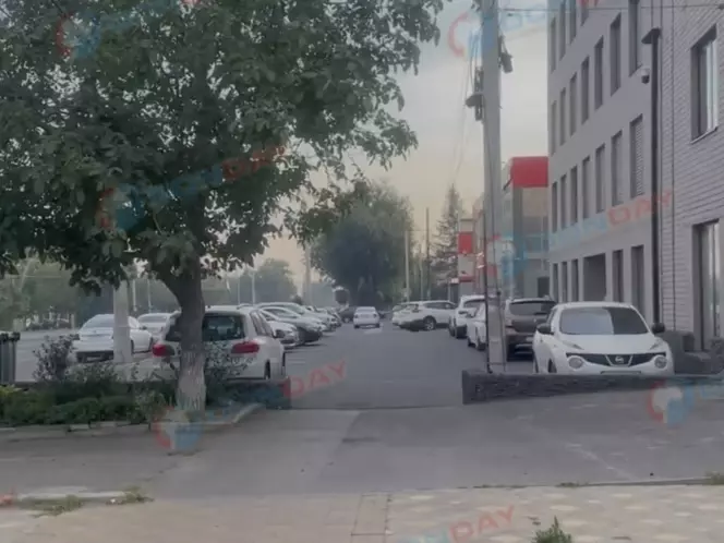 Западный район Ростова заволокла дымка из-за ландшафтного пожара