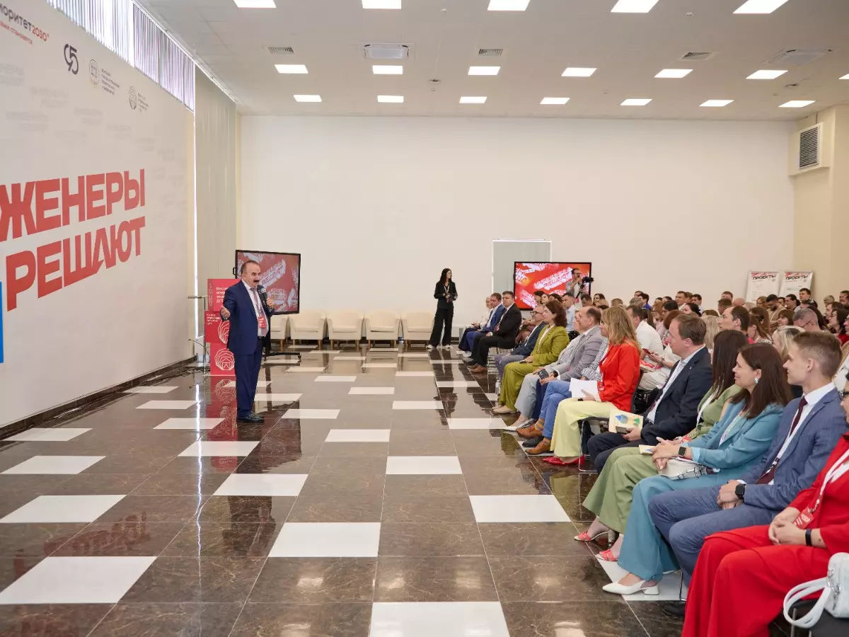 В ДГТУ прошел форум «Инженеры решают»