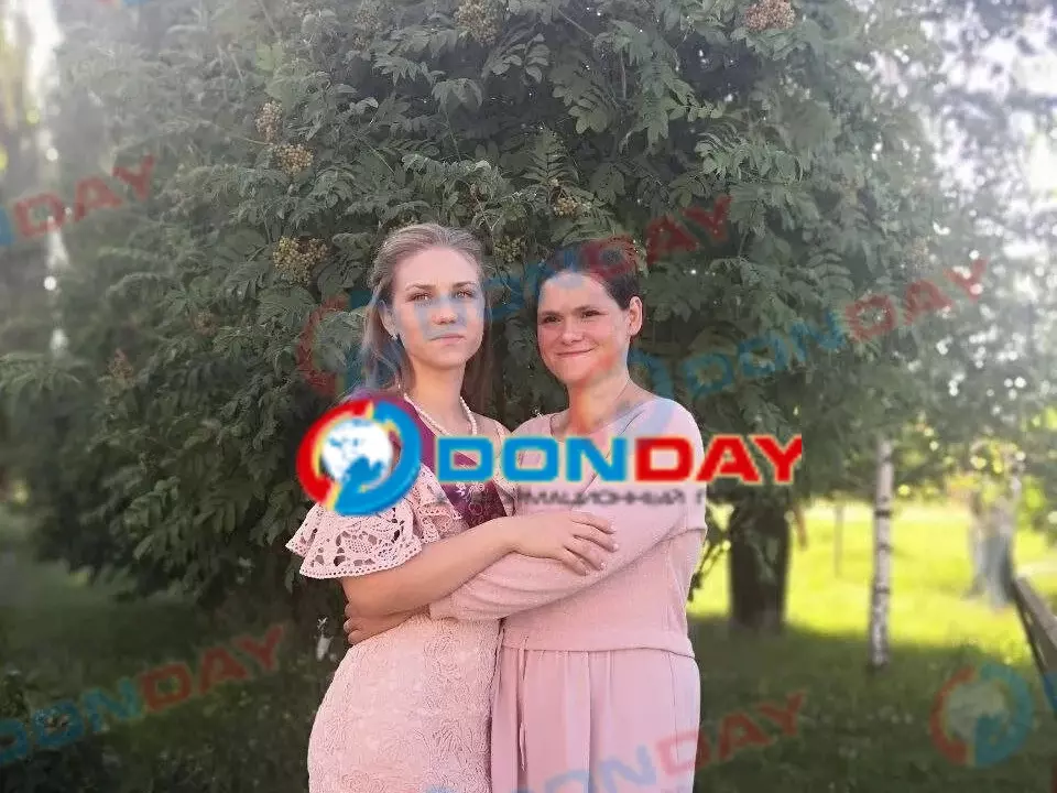 Держала на руках сестричку: погибших при пожаре девочек похоронят в закрытом гробу
