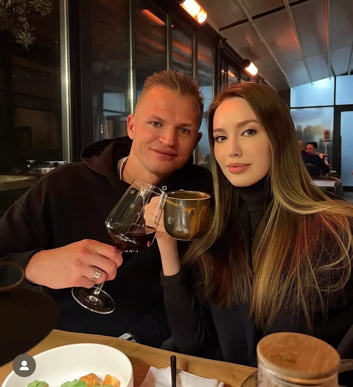 Далеко от роскоши: Анастасия Костенко сама делает ремонт в детской комнате