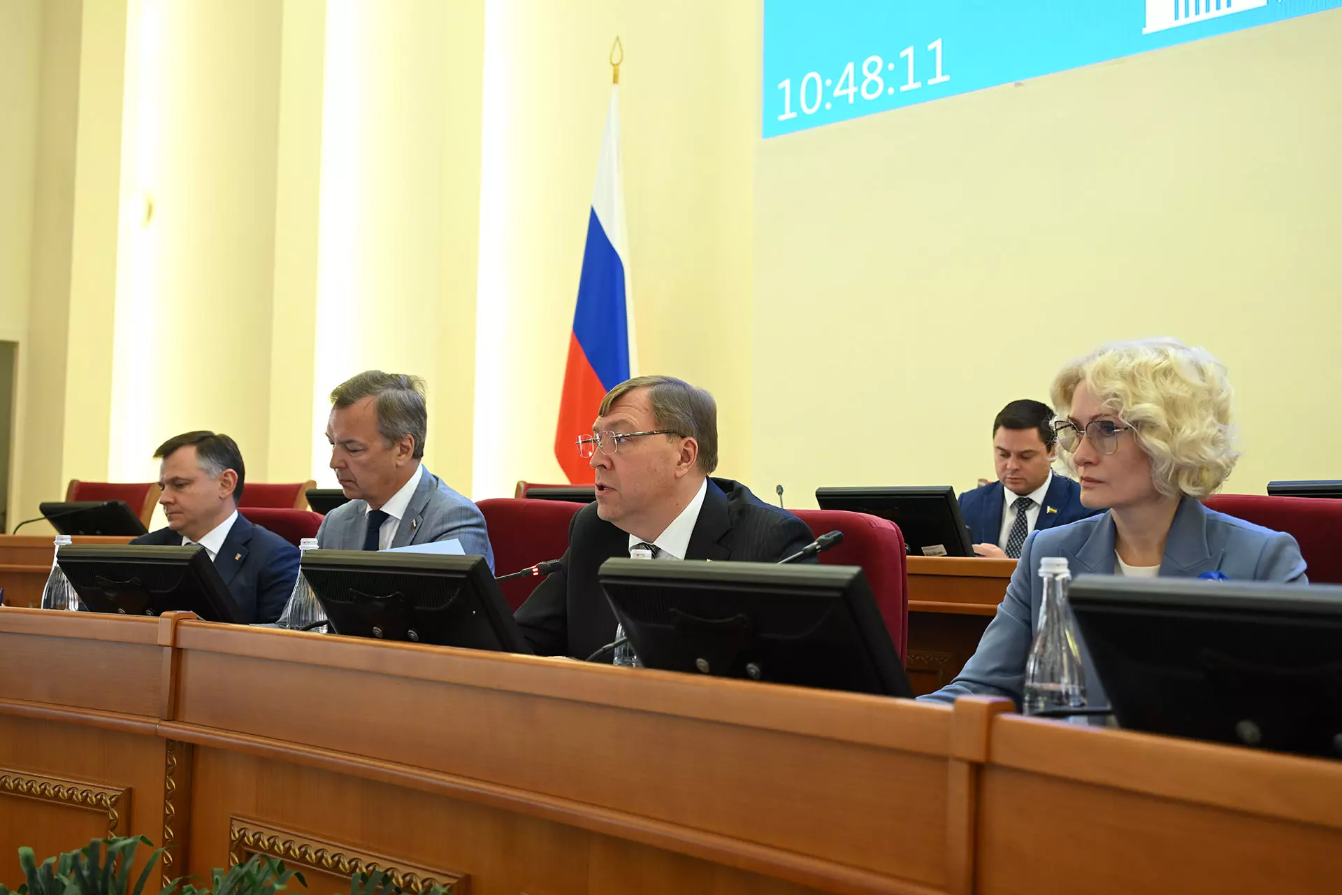 Донские депутаты приняли первые поправки в бюджет в этом году