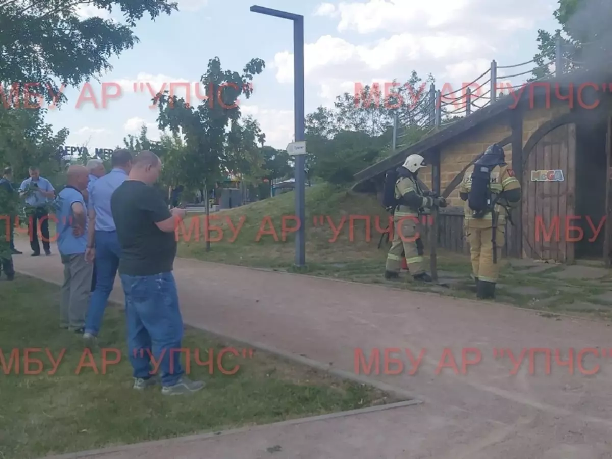 На территории ТРК «Мега» под Ростовом произошел пожар 