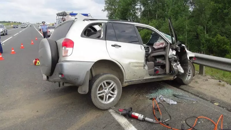 В жутком ДТП в Ростовской области пострадало шесть человек, четверо из которых дети