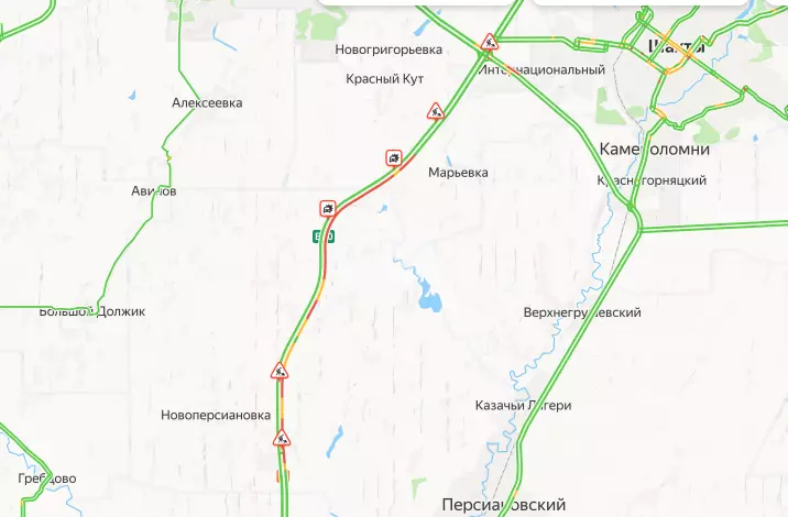Пробка в 17 километров сковала движение на М-4 «Дон» под Шахтами