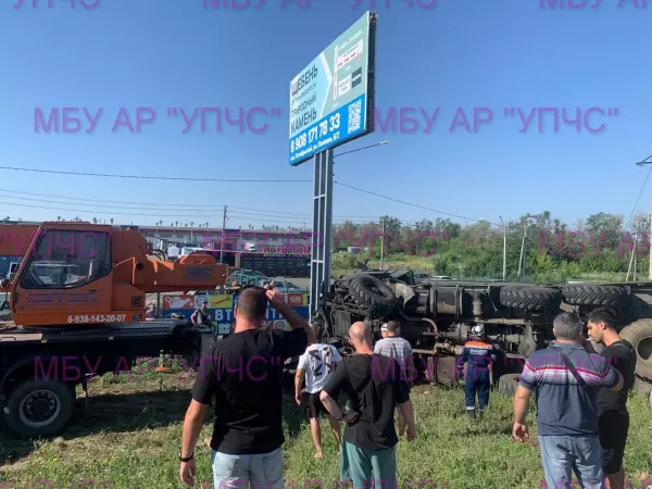 Фото к материалу: В жутком ДТП в Ростовской области погибли два человека