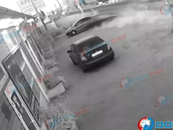 Фото к материалу: В Батайске произошло жесткое ДТП с «перевертышем»